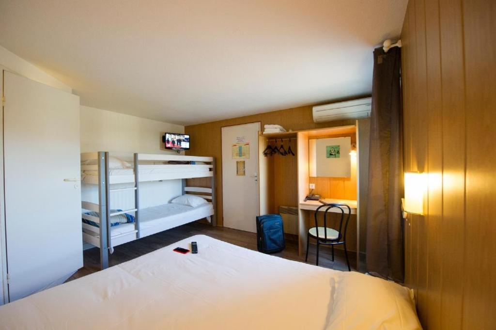 Brit Hotel Essentiel Pau Lescar Kültér fotó
