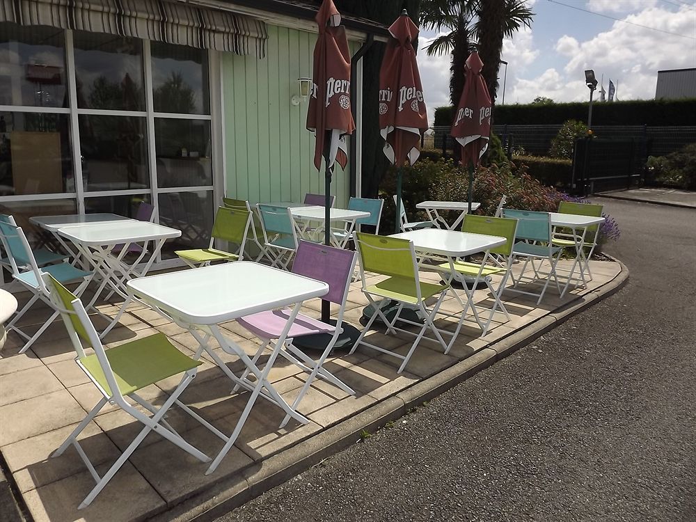 Brit Hotel Essentiel Pau Lescar Kültér fotó